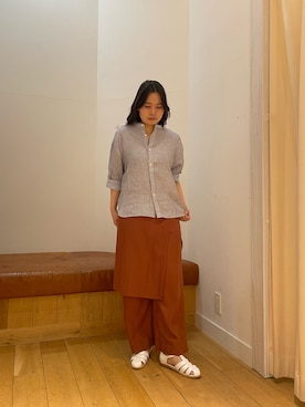 「URBAN RESEARCH DOORS（アーバンリサーチドアーズ）のFORK&SPOON　フレンチリネンショートスリーブシャツ（シャツ/ブラウス、ブルー系）」を使った、ときさん（レディース・160cm）の春コーディネート