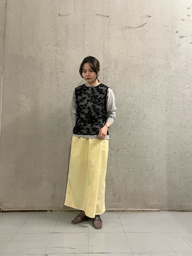 「EKAL（エカル）の『UR TECH』ナイロンタッサ－ラップ風スカート（スカート、イエロー系）」を使った、ときさん（レディース・160cm）の春コーディネート