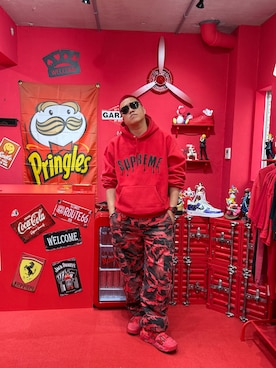 「Supreme （シュプリーム）のアイテム（カーゴパンツ）」を使った、yumin300さん（メンズ・182cm）の春コーディネート