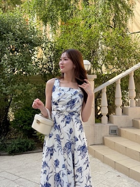 「Her lip to（ハーリップトゥー）のDahlia Belted Dress（ワンピース、ブルー系）」を使った、Her lip toさん（レディース・165cm）の春コーディネート