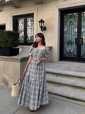 「Her lip to（ハーリップトゥー）のAlizee Off-Shoulder Dress（ワンピース、ブラック系）」を使った、Her lip toさん（レディース・160cm）の夏コーディネート