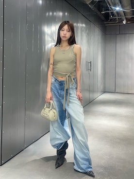「DIESEL（ディーゼル）のアイテム（パンツ）」を使った、hikaru kumamimiさん（レディース・165cm）の春コーディネート