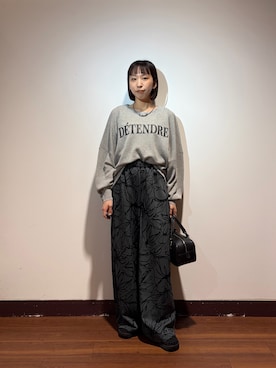 「ITEMS URBANRESEARCH（アイテムズ アーバンリサーチ）のシアーロゴニット（ニット/セーター、グレー系）」を使った、otowaさん（レディース・153cm）の秋コーディネート