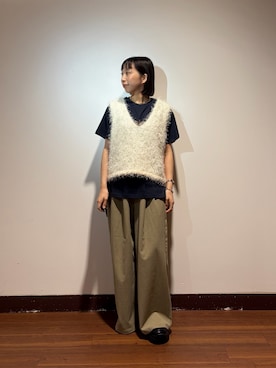 「ITEMS URBANRESEARCH（アイテムズ アーバンリサーチ）のロゴハンソデTシャツ（Tシャツ/カットソー、ブルー系）」を使った、otowaさん（レディース・153cm）の秋コーディネート