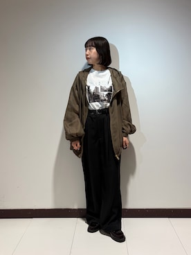 「ITEMS URBANRESEARCH（アイテムズ アーバンリサーチ）の箔プリントフォトTシャツ（Tシャツ/カットソー、ホワイト系）」を使った、otowaさん（レディース・153cm）の春コーディネート