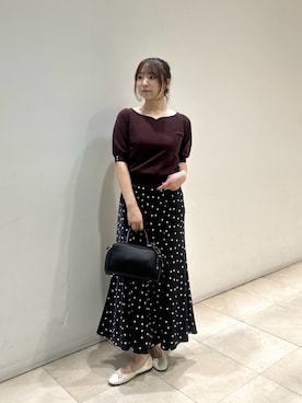 「NATURAL BEAUTY BASIC（ナチュラルビューティーベーシック）のハートネックベーシックニット（ニット/セーター、ブラウン系）」を使った、MIKUさん（レディース・161cm）の秋コーディネート