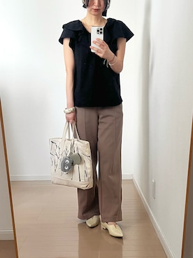 「JOURNAL STANDARD relume（ジャーナルスタンダード　レリューム）の《WEB限定追加3》フリルプルオーバー（Tシャツ/カットソー、ブラック系）」を使った、Mayさん（レディース・162cm）の夏コーディネート