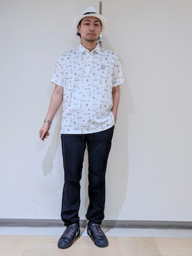 「adabat（アダバット）の【ADABAT NAVY】吸水速乾/UVカット サルーキサマーロゴプリント半袖ポロシャツ（ポロシャツ、ホワイト系）」を使った、hiroさんの夏コーディネート