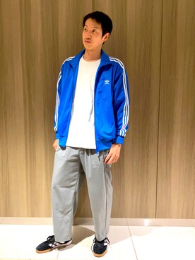 「adidas（アディダス）のアディカラー クラシックス ファイヤーバード トラックトップ（ジャージ） / アディダスオリジナルス adidas Originals（ナイロンジャケット、ブルー系）」を使った、YTさん（メンズ・180cm）の夏コーディネート