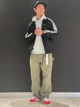「アイテム（ジャージ）」を使った、FSさん（メンズ・175cm）の冬コーディネート