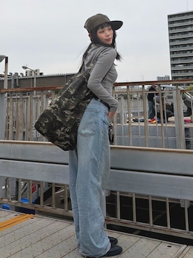 「SCULPTOR（スカルプター）のアイテム」を使った、p!noさん（レディース・157cm）の春コーディネート