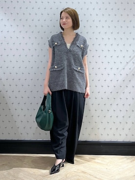 「人気アイテムをチェック！」｜「アイテム（スラックス）」を使った、chikaさん（レディース・154cm）の秋コーディネート