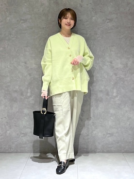 「人気アイテムをチェック！」｜「アイテム（スラックス）」を使った、chikaさん（レディース・154cm）の春コーディネート