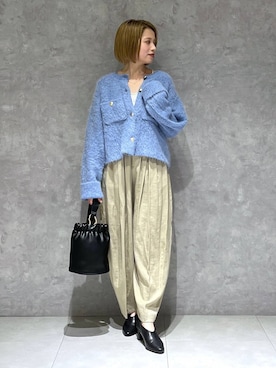 「人気アイテムをチェック！」｜「アイテム（スラックス）」を使った、chikaさん（レディース・154cm）の秋コーディネート