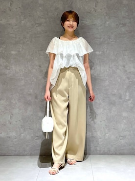 「人気アイテムをチェック！」｜「アイテム（スラックス）」を使った、chikaさん（レディース・154cm）の夏コーディネート
