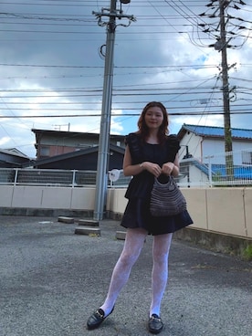 「HEAL ME（ヒールミー）のアイテム（ローファー、ブラック系）」を使った、yuriさん（レディース・158cm）の春コーディネート