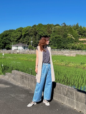 「MARIED'OR（マリードール）のアイテム（シャツ/ブラウス、ブラック系）」を使った、yuriさん（レディース・158cm）の春コーディネート