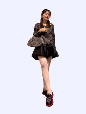 「THE ONITSUKA（ジオニツカ）のアイテム（ローファー、ブラック系）」を使った、yuriさん（レディース・158cm）の春コーディネート