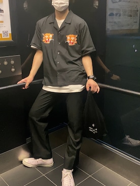 「CIAOPANIC（チャオパニック）のアイテム（シャツ/ブラウス、ブラック系）」を使った、かーさん（メンズ・178cm）の秋コーディネート