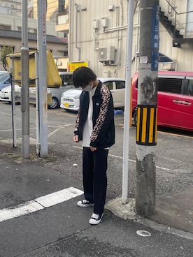 「CONVERSE（コンバース）のコンバース CONVERSE CANVAS ALL STAR OX（スニーカー、ブラック系）」を使った、かーさん（メンズ・178cm）の秋コーディネート