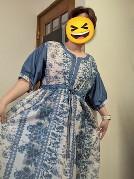 「SHEINのアイテム（ワンピース、ブルー系）」を使った、モコモコさん（レディース・160cm）の秋コーディネート