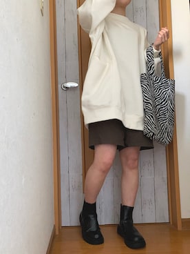 「Per sist ence（パーシエンス）のアイテム（パンツ）」を使った、manatsu01さん（レディース・158cm）の春コーディネート