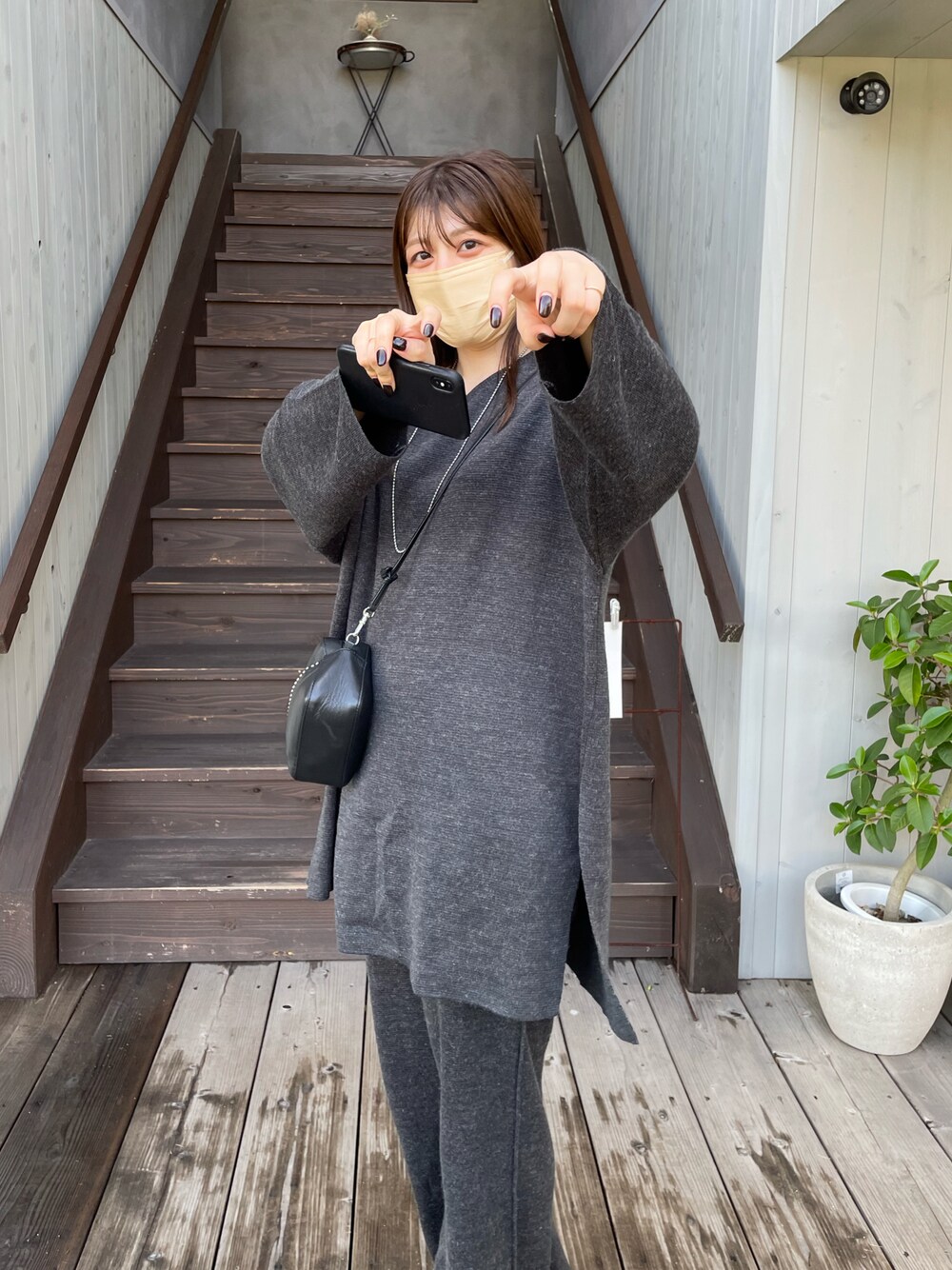 J&amp;M デイヴィッドソン　リップスティック　ポーチ　ポシェット J&M DAVIDSON 『LIPSTICK POCHETTE WITH STUDS』 | Good Things in MARE