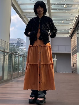 「アイテム（ワンピース/ドレス、オレンジ系）」を使った、umnvwvnmuさん（メンズ・168cm）の夏コーディネート