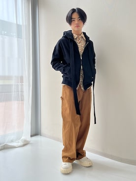 「nissen（ニッセン）の綿100％リボンジップアップパーカー＜大きいサイズ有＞GEVS.（パーカー、ブラック系）」を使った、umnvwvnmuさん（メンズ・168cm）の冬コーディネート