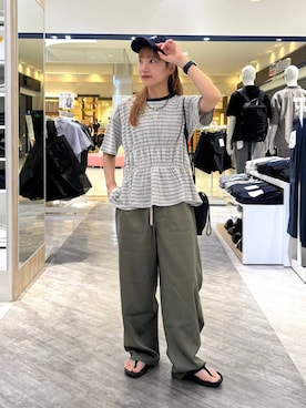 「NEW ERA（ニューエラ）のNEW ERA/920TYP/26/616634（キャップ、ブルー系）」を使った、オカピさん（レディース）の夏コーディネート