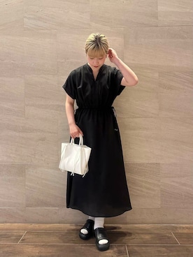 「やや暑い」｜「アイテム（ワンピース/ドレス）」を使った、imamuraemiさん（レディース・159cm）の春コーディネート