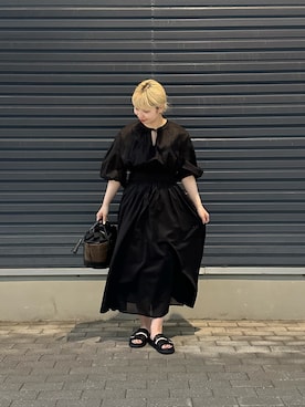 「URBAN RESEARCH(アーバンリサーチ)のコットンボイルシャーリングワンピース(ワンピース、ブラック系)」を使った、imamuraemiさん(レディース・159cm)の春コーディネート