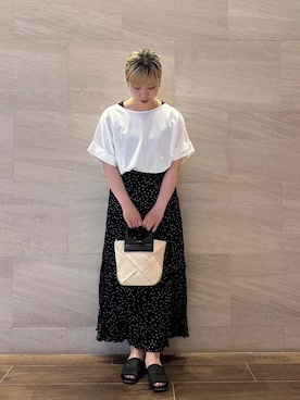 「URBAN RESEARCH ROSSO WOMEN（アーバンリサーチ　ロッソ）のアイテム（スカート）」を使った、imamuraemiさん（レディース・159cm）の夏コーディネート