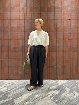 「URBAN RESEARCH(アーバンリサーチ)の『別注』ATON×URBAN RESEARCH WIDE SLEEVE T-SHIRTS(Tシャツ/カットソー、ホワイト系)」を使った、imamuraemiさん(レディース・159cm)の春コーディネート