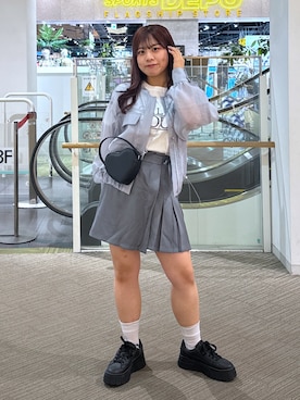 「いいね&フォロー よろしくお願いします☺︎」｜「アイテム（ブルゾン）」を使った、HITOMIさん（レディース・148cm）の春コーディネート