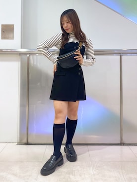 「タートルネック」｜「アイテム（ボディバッグ/ウエストポーチ）」を使った、HITOMIさん（レディース・148cm）の秋コーディネート