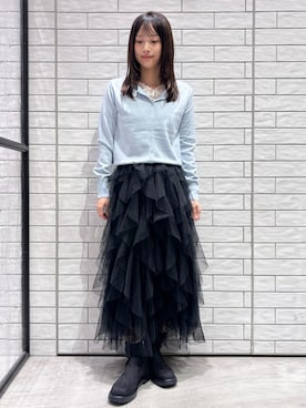 「index（インデックス）のフリルチュールロングスカート【洗濯機OK／防シワ】（スカート、ブラック系）」を使った、RANさん（レディース・155cm）の秋コーディネート