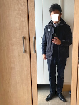 「アイテム（マウンテンパーカー）」を使った、SHINさん（メンズ・175cm）の冬コーディネート