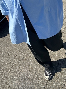 「AURALEE（オーラリー）のアイテム（スラックス）」を使った、he is?さん（メンズ・175cm）の秋コーディネート