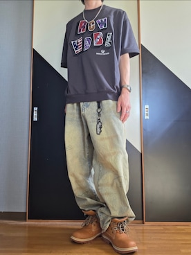 「ADRER（アドラー）のvintage make wide tapered denim / ヴィンテージメイクワイドテーパードデニム（デニムパンツ、ブルー系）」を使った、TAKUさん（メンズ・176cm）の春コーディネート
