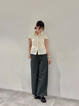 「SENSE OF PLACE by URBAN RESEARCH(センスオブプレイスバイアーバンリサーチ)のチェックイージーパンツ(Pants、ブラック系)」を使った、だーこさん(レディース・165cm)の春コーディネート