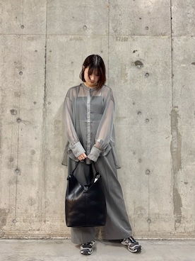 「SENSE OF PLACE by URBAN RESEARCH(センスオブプレイスバイアーバンリサーチ)のバンドカラーシャンブレーシアーシャツ(Shirts、グレー系)」を使った、だーこさん(レディース・165cm)の春コーディネート