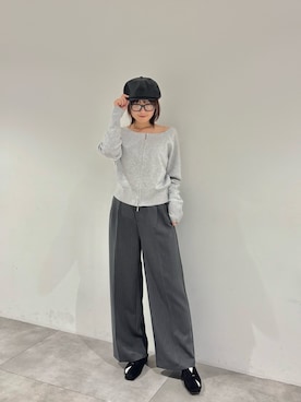 「SENSE OF PLACE by URBAN RESEARCH(センスオブプレイスバイアーバンリサーチ)のピンストライプルーズパンツ(その他パンツ、グレー系)」を使った、だーこさん(レディース・165cm)の秋コーディネート