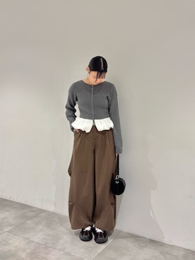 「SENSE OF PLACE by URBAN RESEARCH(センスオブプレイスバイアーバンリサーチ)の『洗濯可』バルーンヘムダブルジップニットカーディガン(カーディガン/ボレロ、グレー系)」を使った、だーこさん(レディース・165cm)の秋コーディネート