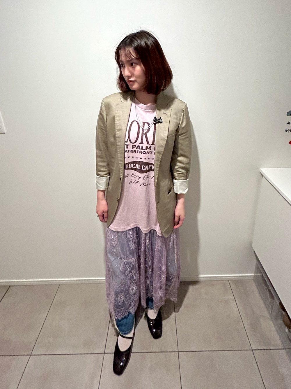 Loro Pianaのテーラードジャケットを使った人気ファッション