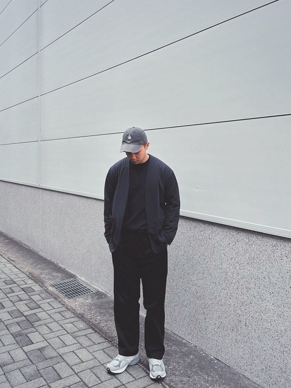 「シンプルスタイル、おしゃれさんと繋がりたい、今日のコーデ、メンズコーデ、大人カジュアル、ワイドパンツ」｜「POLO RALPH LAURENのアイテム（キャップ、ブラック系）」を使った、jasonboyyyyyさん（メンズ・174cm）の冬コーディネートの1枚目の写真