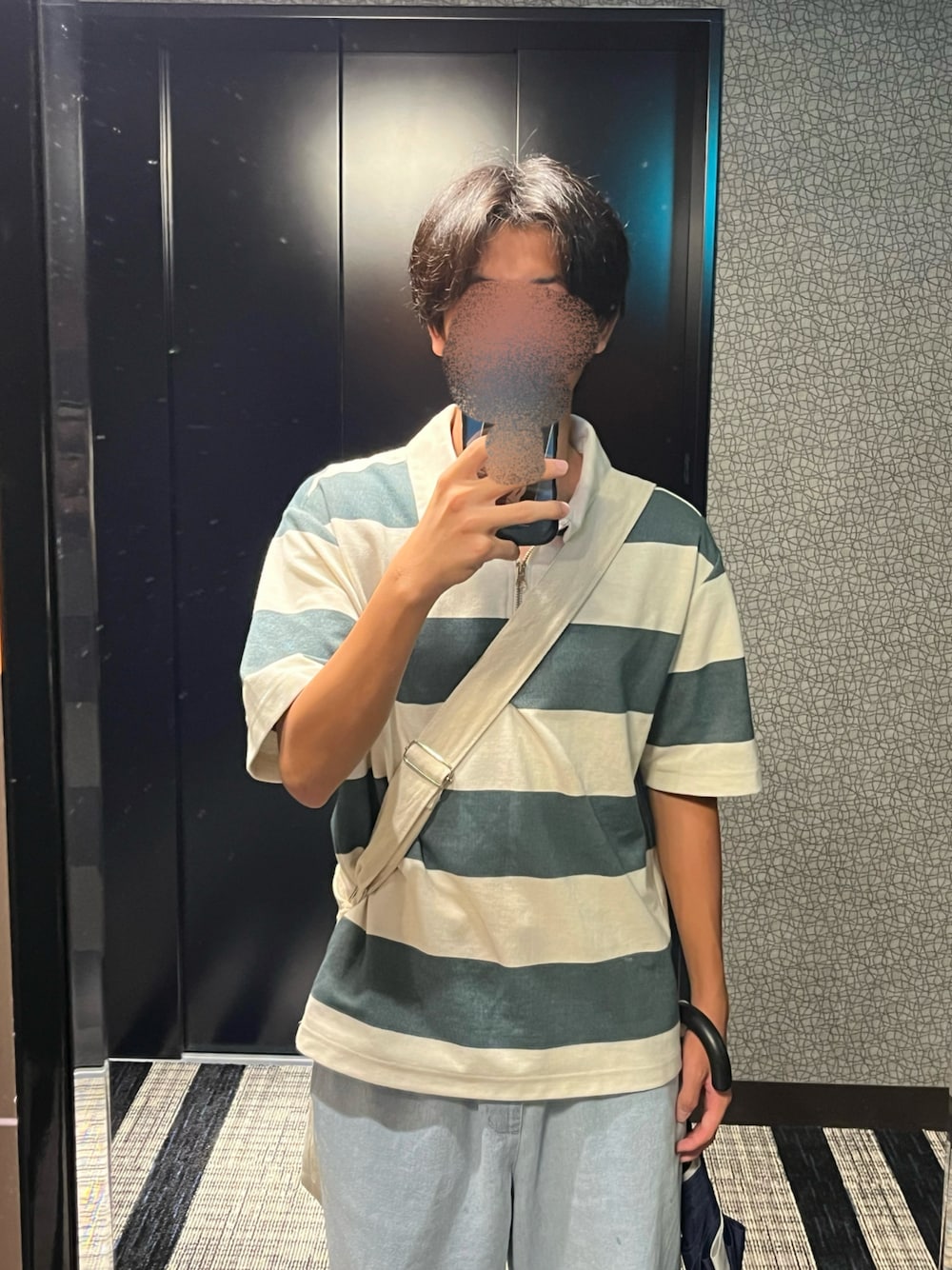 「ボーダー、カジュアルコーデ、ハーフジップシャツ、初心者投稿、初心者コーデ、センスない」｜「ZARAのアイテム（Tシャツ/カットソー、グリーン系）」を使った、k‪α‬itoさん（メンズ・166cm）の秋コーディネートの1枚目の写真