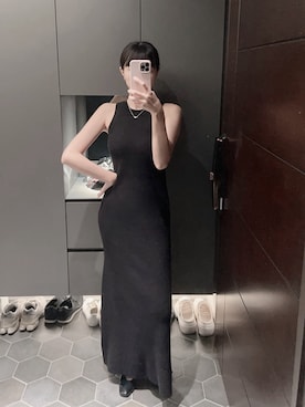 「crocs（クロックス）のアイテム（シューズ、ホワイト系）」を使った、Hannahさん（レディース・168cm）の冬コーディネート