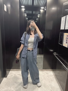 「adidas（アディダス）のアイテム（シューズ、ホワイト系）」を使った、Hannahさん（レディース・168cm）の秋コーディネート