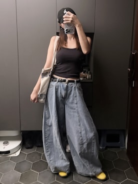 「Onitsuka Tiger（オニツカタイガー）のアイテム（イエロー系）」を使った、Hannahさん（レディース・168cm）の秋コーディネート